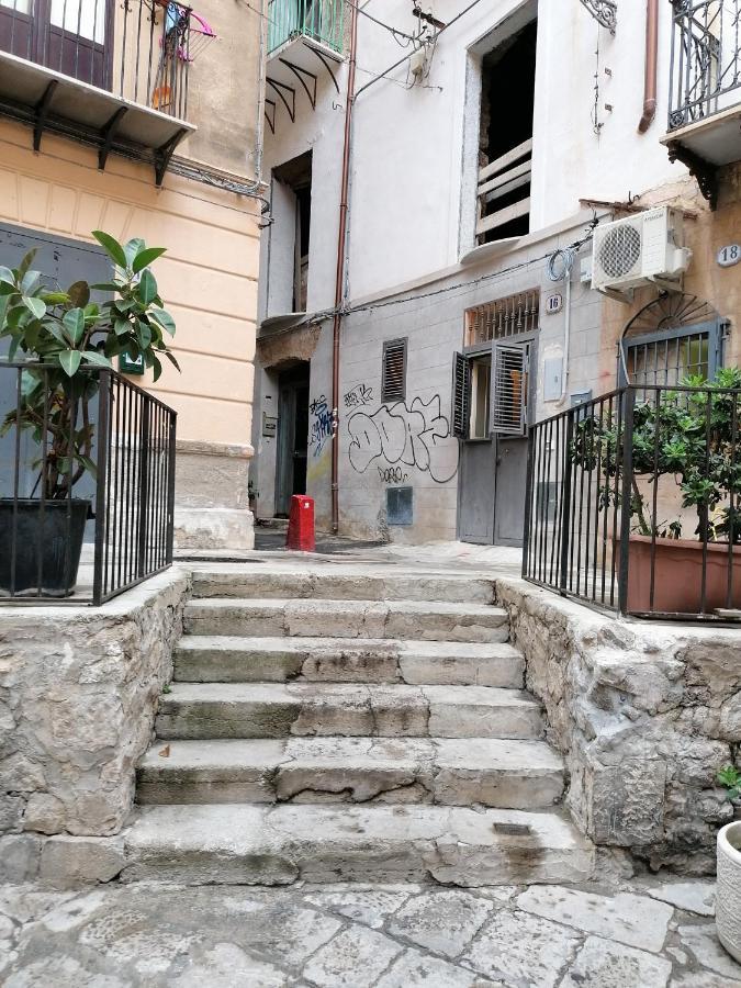 Hotel La Terrazza Sul Vicolo Palermo Exterior foto